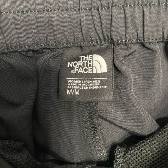 The North Face Athletic Short Women Size M - Picture 7 of 7